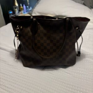 Louis Vuitton Neverfull Authentic